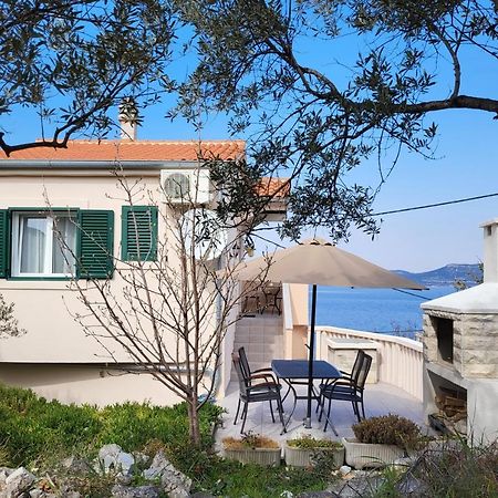 Holiday Home Duje Mali Iz Luaran gambar