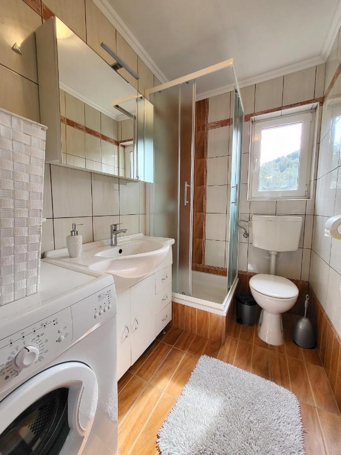 Holiday Home Duje Mali Iz Luaran gambar